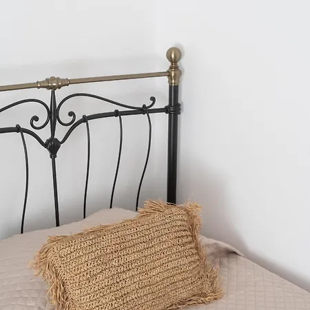 Antonis * Chalki Town