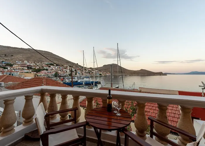 ヴィラ Antonis Chalki Town